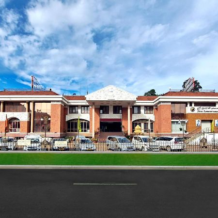 Hotel Preethi Classic Towers Ooty Bagian luar foto