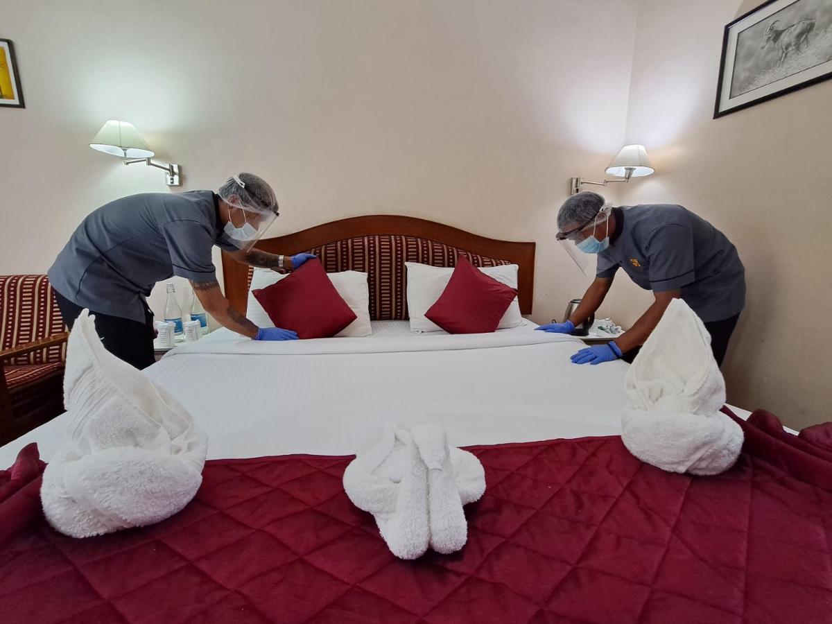 Hotel Preethi Classic Towers Ooty Bagian luar foto