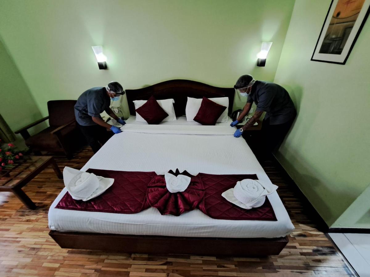 Hotel Preethi Classic Towers Ooty Bagian luar foto