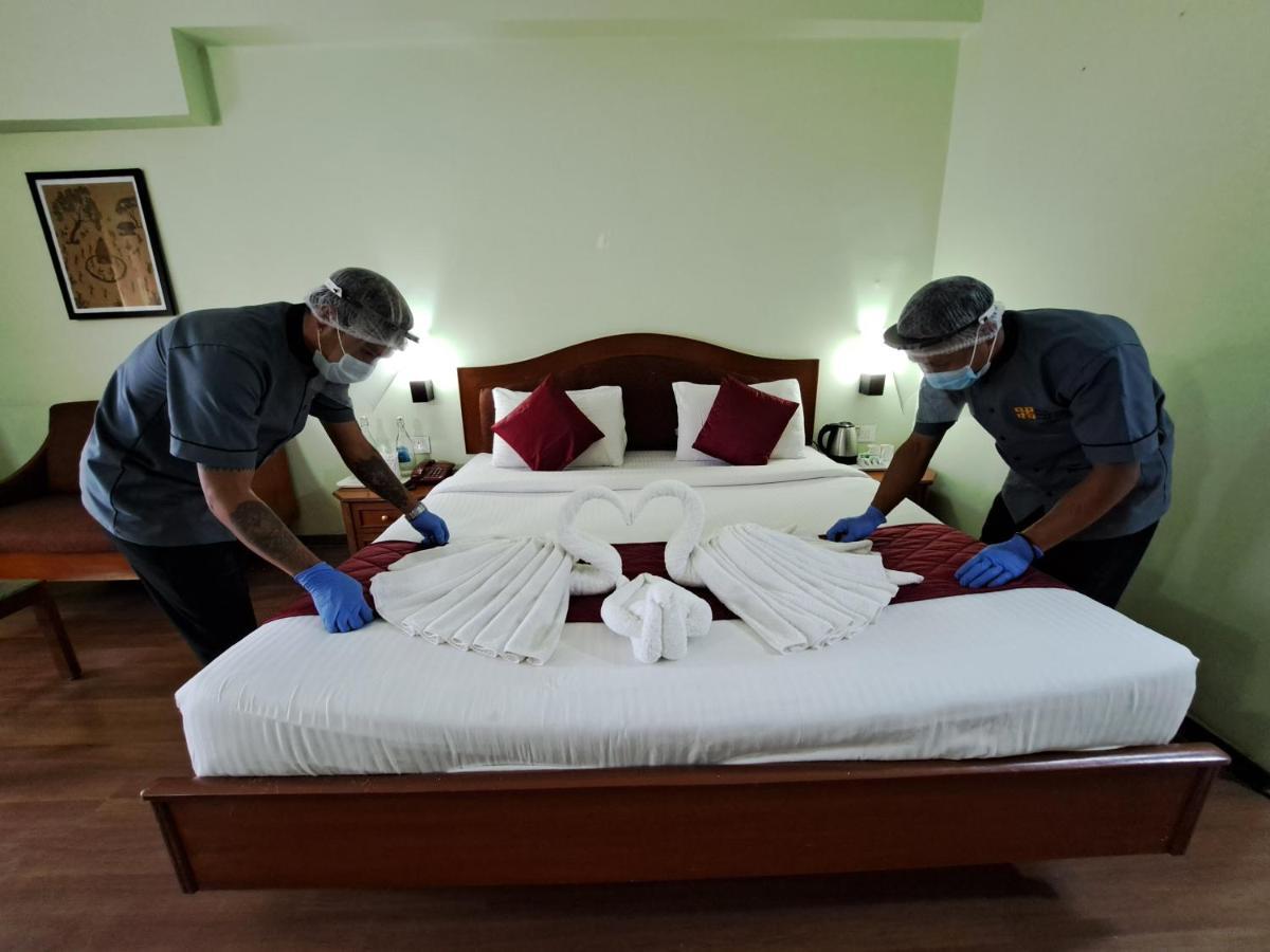 Hotel Preethi Classic Towers Ooty Bagian luar foto