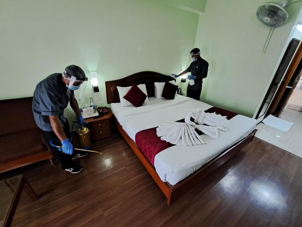 Hotel Preethi Classic Towers Ooty Bagian luar foto