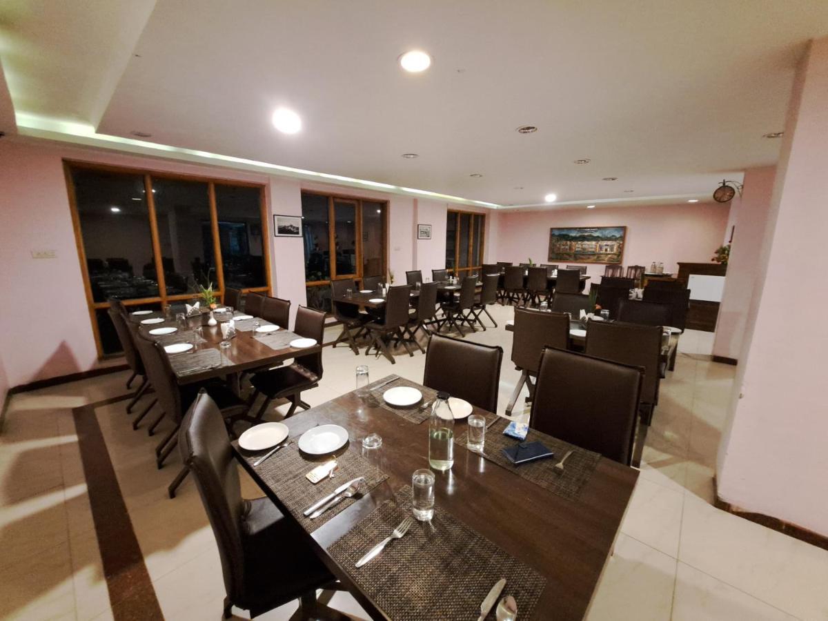 Hotel Preethi Classic Towers Ooty Bagian luar foto