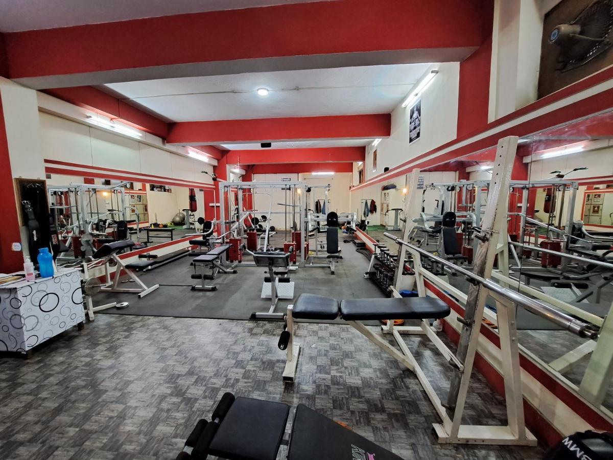 Hotel Preethi Classic Towers Ooty Bagian luar foto
